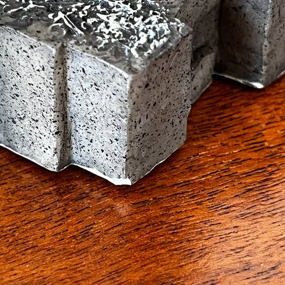 Hallmark Pirates of the Caribbean Magic Ornament 2006 Jack Sparrow Jail NO SOUND - Picture 17 of 17